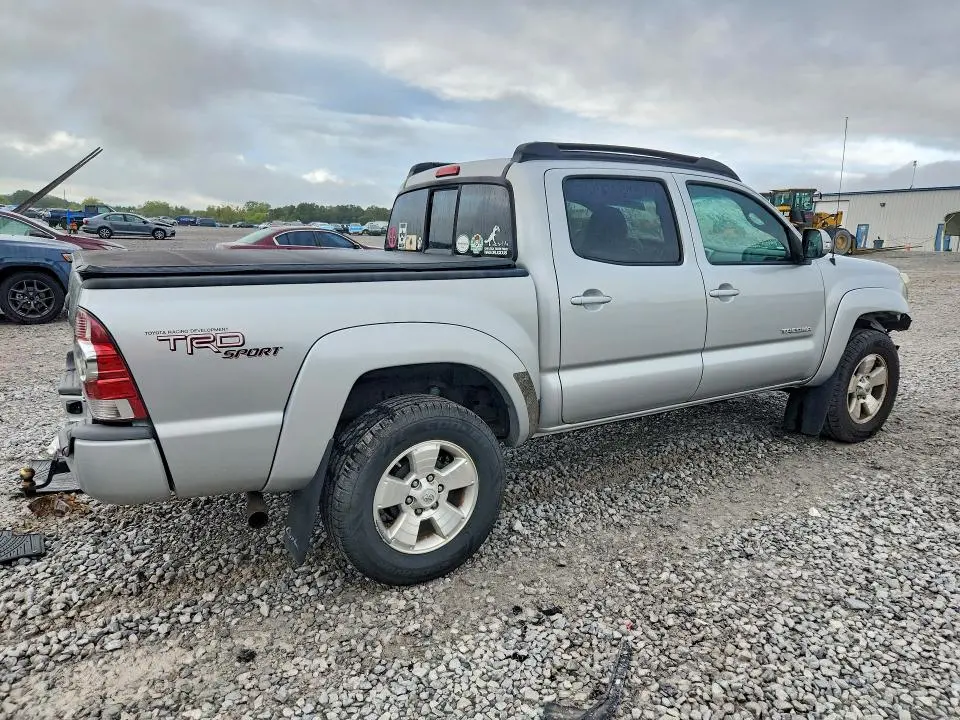 2013 TOYOTA TACOMA V6  
