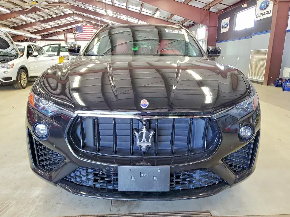 2019 MASERATI LEVANTE S SPORT  