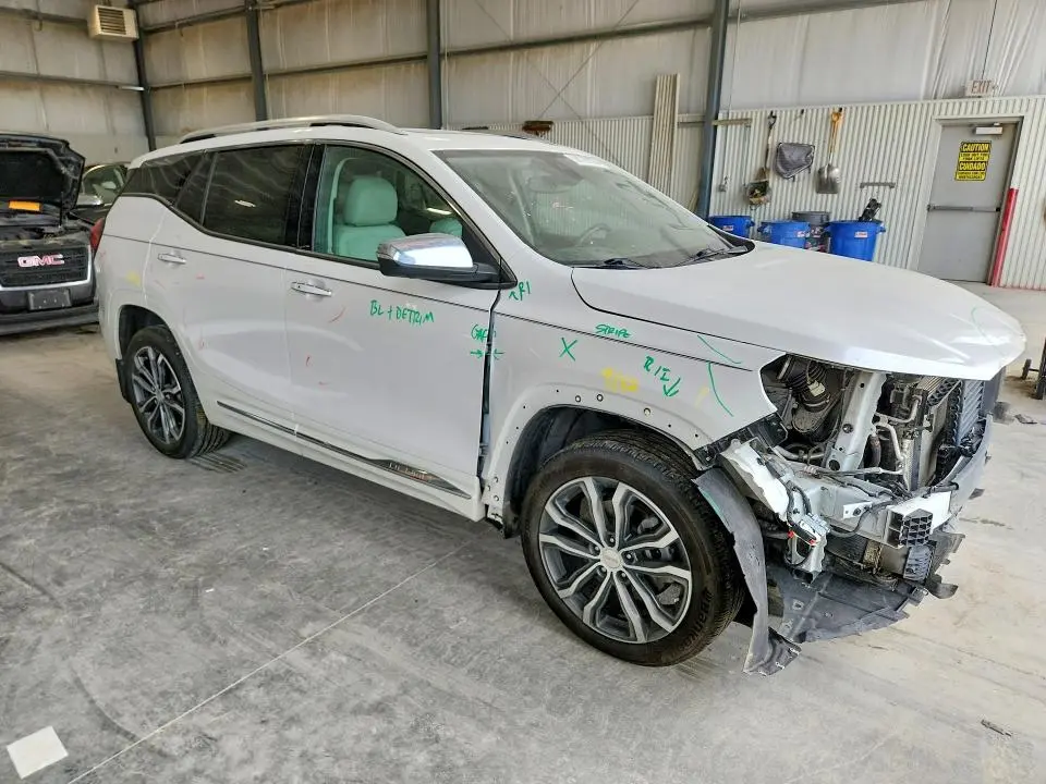 2020 GMC TERRAIN DENALI  