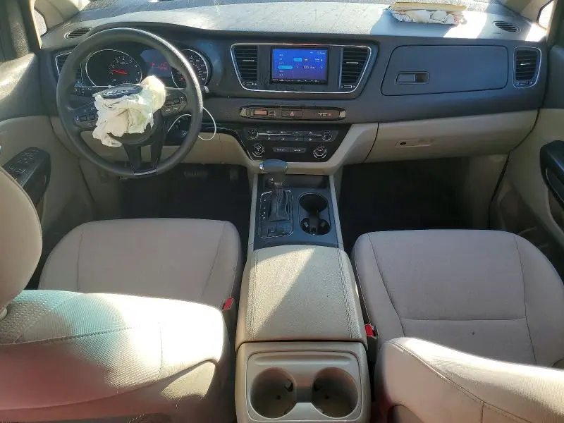 2018 KIA SEDONA LX  
