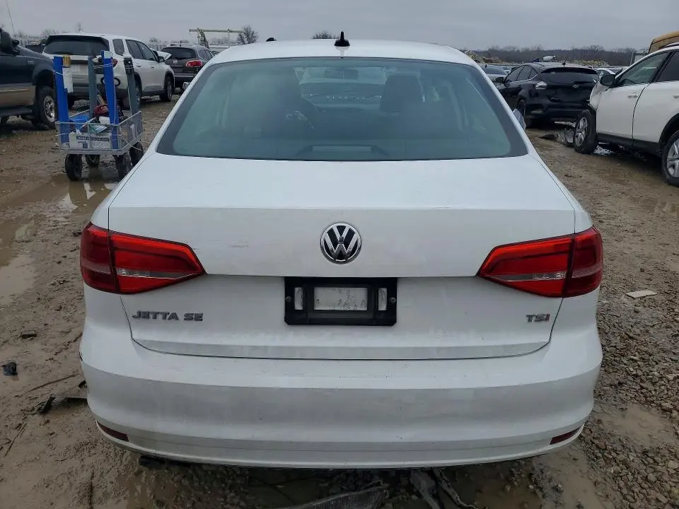 2015 VOLKSWAGEN JETTA SE  
