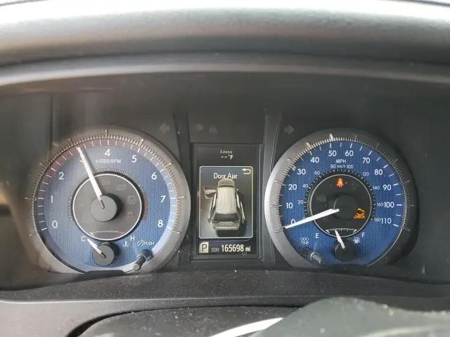 2016 TOYOTA SIENNA XLE PREMIUM 8-PASSENGER  