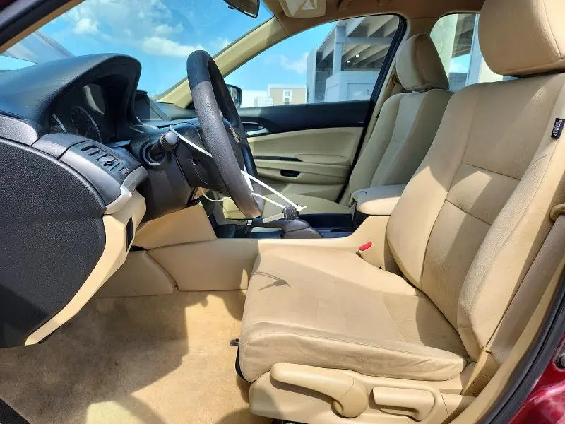 2012 HONDA ACCORD LX  