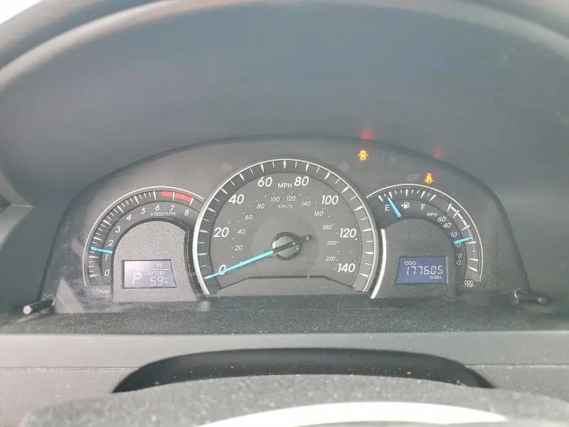 2014 TOYOTA CAMRY LE  