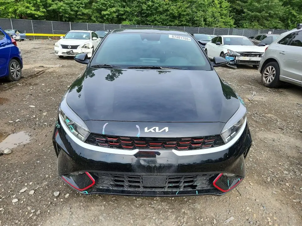 2023 KIA FORTE GT LINE  