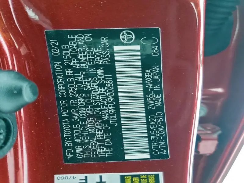 2021 TOYOTA PRIUS LE  