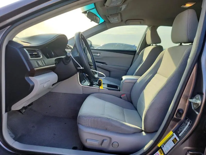2017 TOYOTA CAMRY LE  