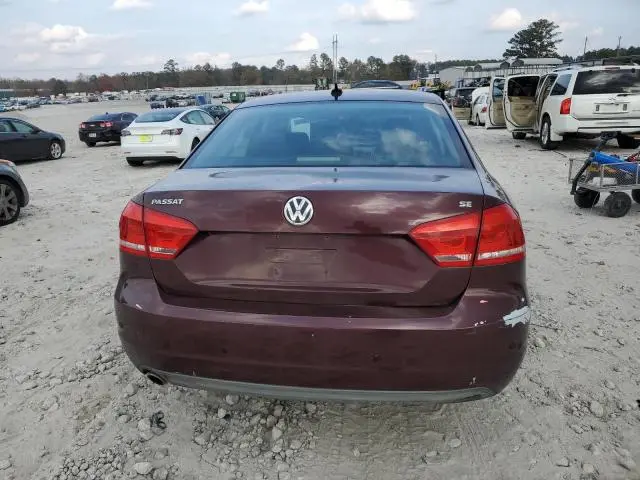 2013 VOLKSWAGEN PASSAT SE  