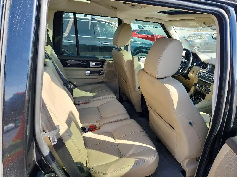 2015 LAND ROVER LR4 HSE  