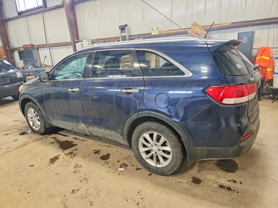 2017 KIA SORENTO LX  