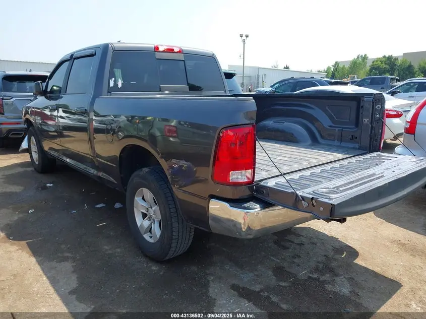 2019 RAM 1500 CLASSIC SLT  4X4 6'4 BOX