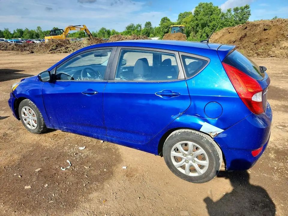 2012 HYUNDAI ACCENT GS  