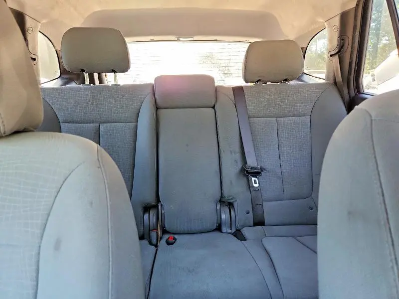 2011 HYUNDAI SANTA FE GLS  