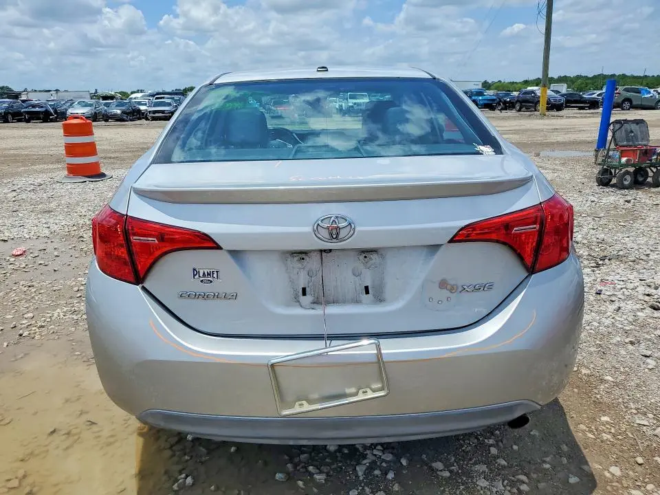 2017 TOYOTA COROLLA XSE  