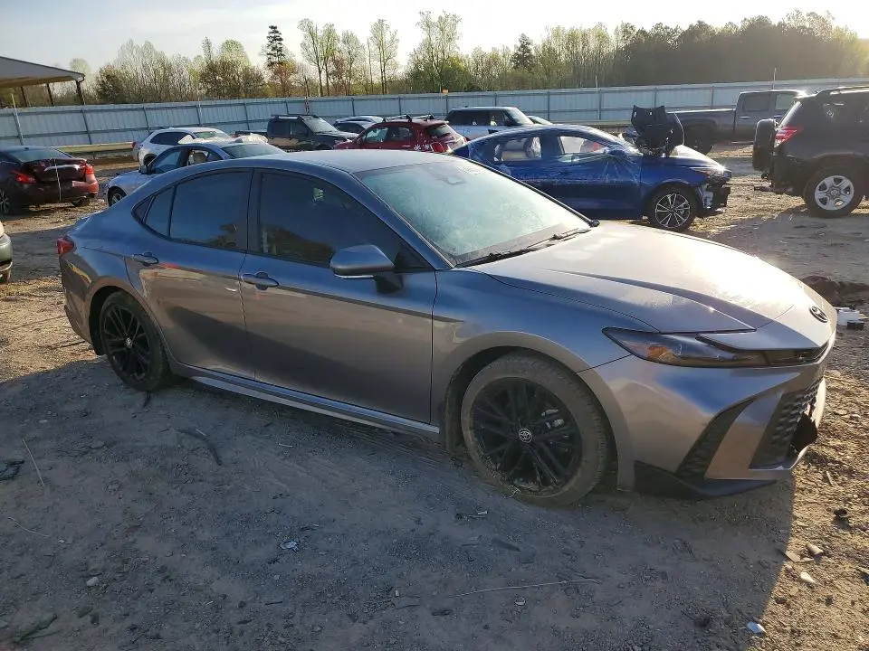 2025 TOYOTA CAMRY   