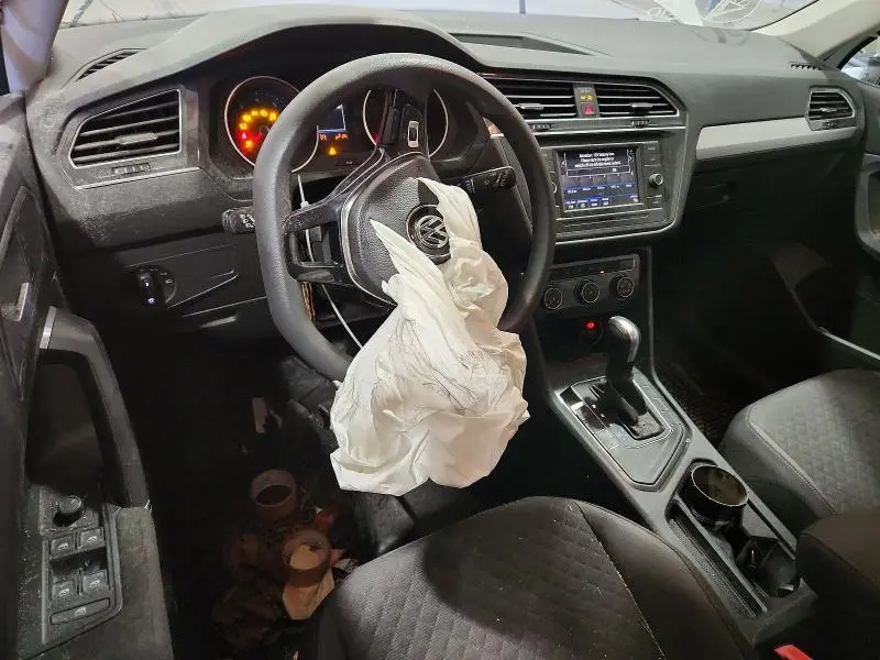 2020 VOLKSWAGEN TIGUAN S  
