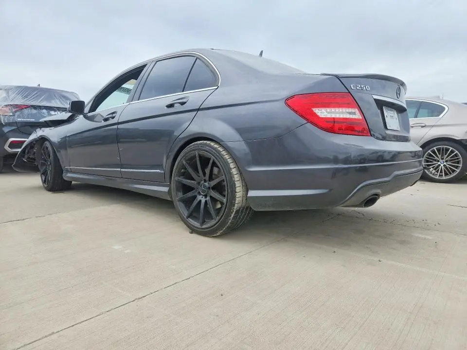 2013 MERCEDES-BENZ C 250  
