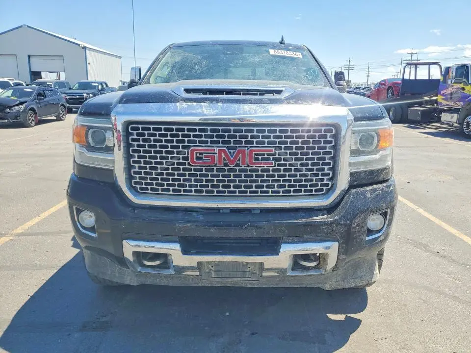 2017 GMC SIERRA K2500 DENALI  