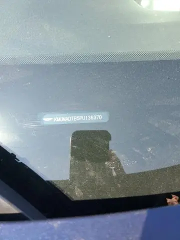 2023 GENESIS GV70 BASE  