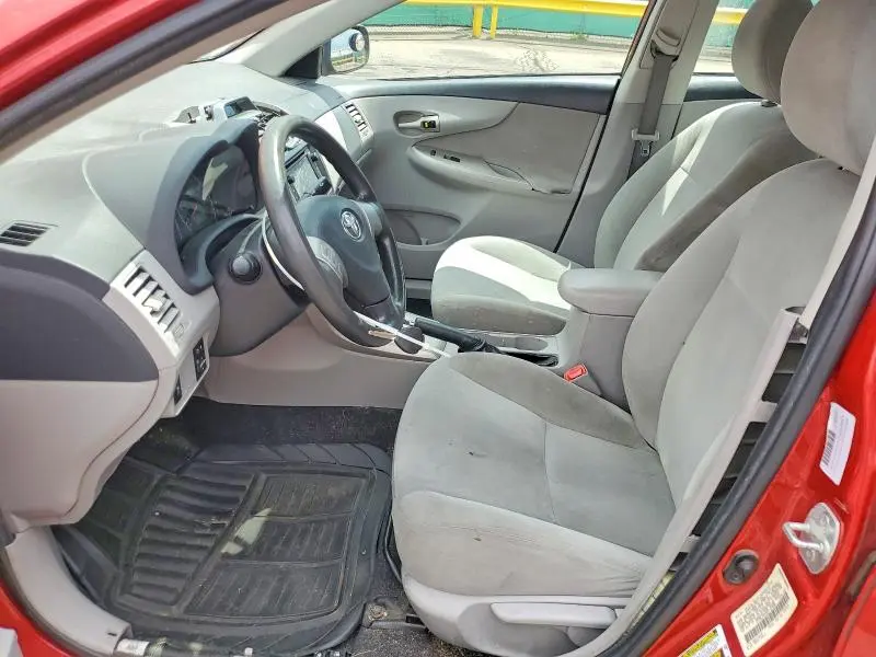 2013 TOYOTA COROLLA LE  