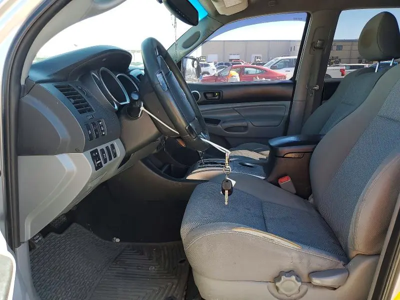 2012 TOYOTA TACOMA V6  