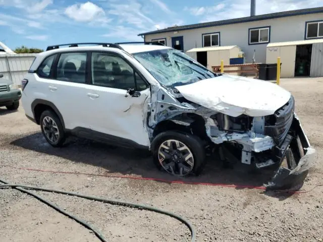 2025 SUBARU FORESTER