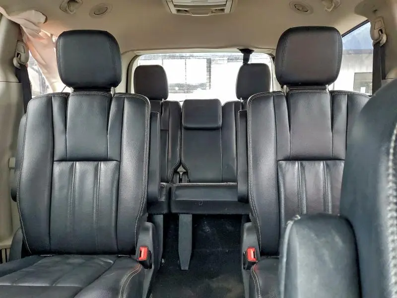 2013 CHRYSLER TOWN & COUNTRY TOURING  