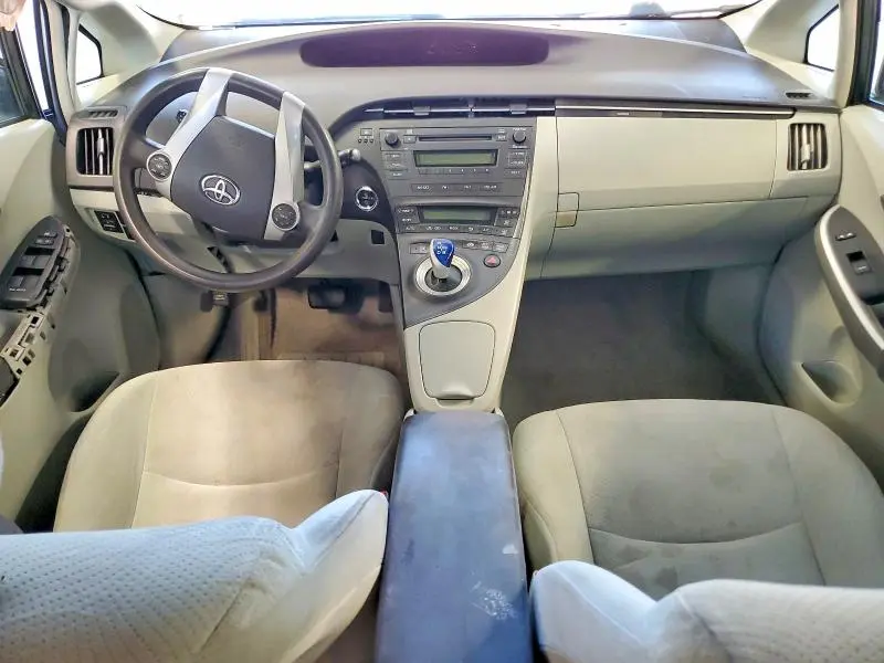 2010 TOYOTA PRIUS II  