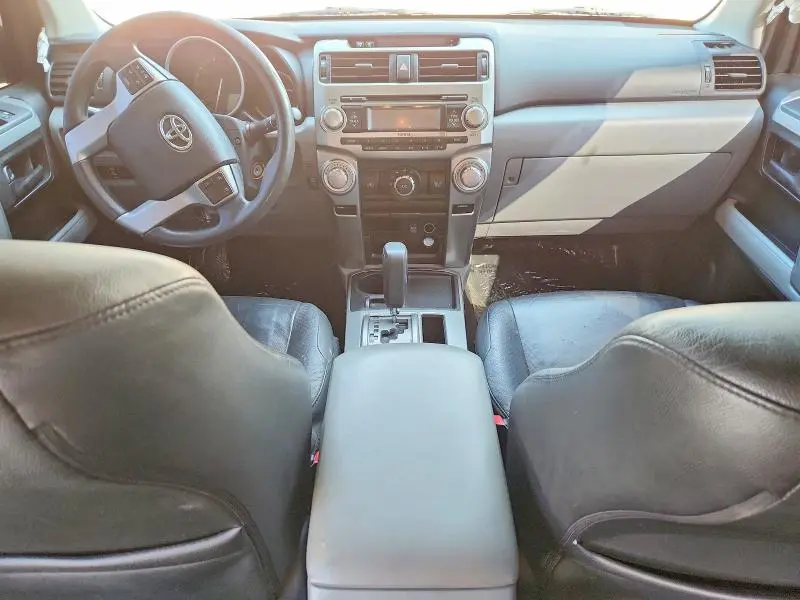 2011 TOYOTA 4RUNNER SR5  