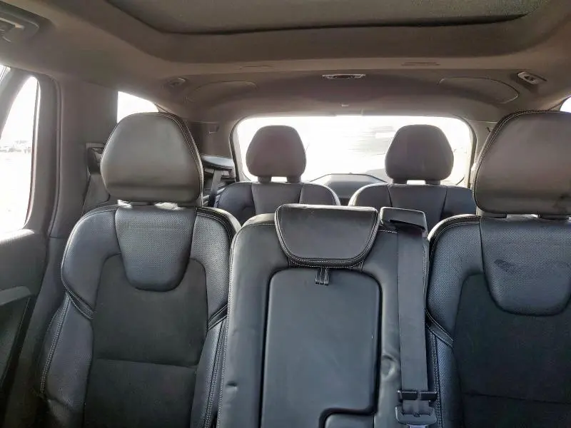 2016 VOLVO XC90 T6  