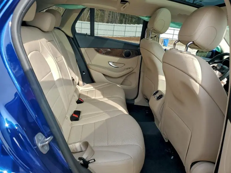 2017 MERCEDES-BENZ GLC 300  