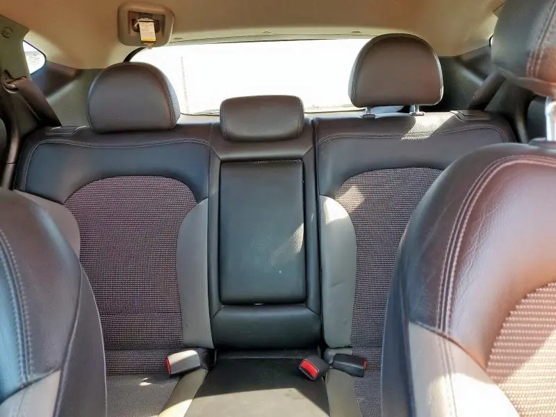 2011 HYUNDAI TUCSON GLS  