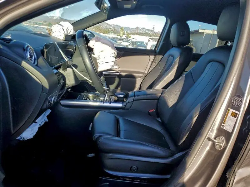 2022 MERCEDES-BENZ GLA 250  