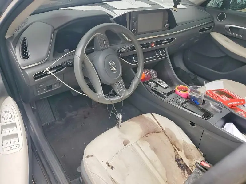 2022 HYUNDAI SONATA SEL  