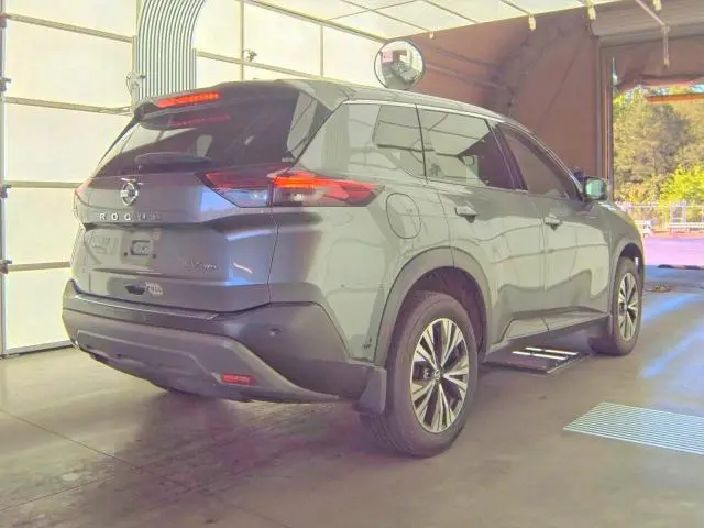2021 NISSAN ROGUE SV  