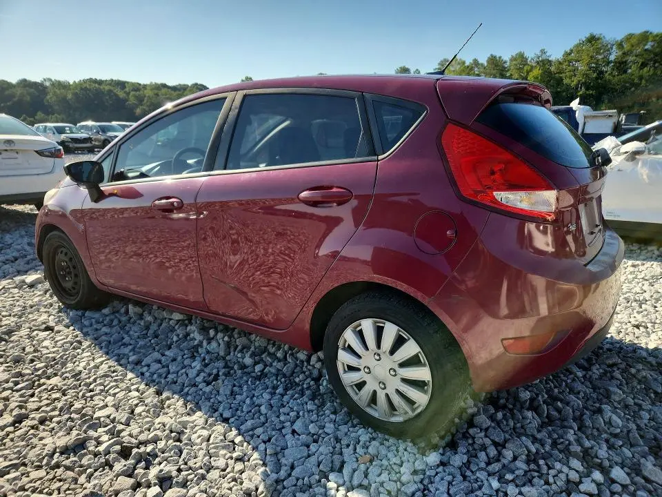 2011 FORD FIESTA SE  