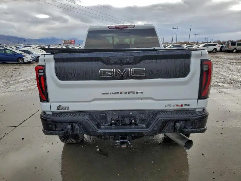 2025 GMC SIERRA K2500 AT4X  