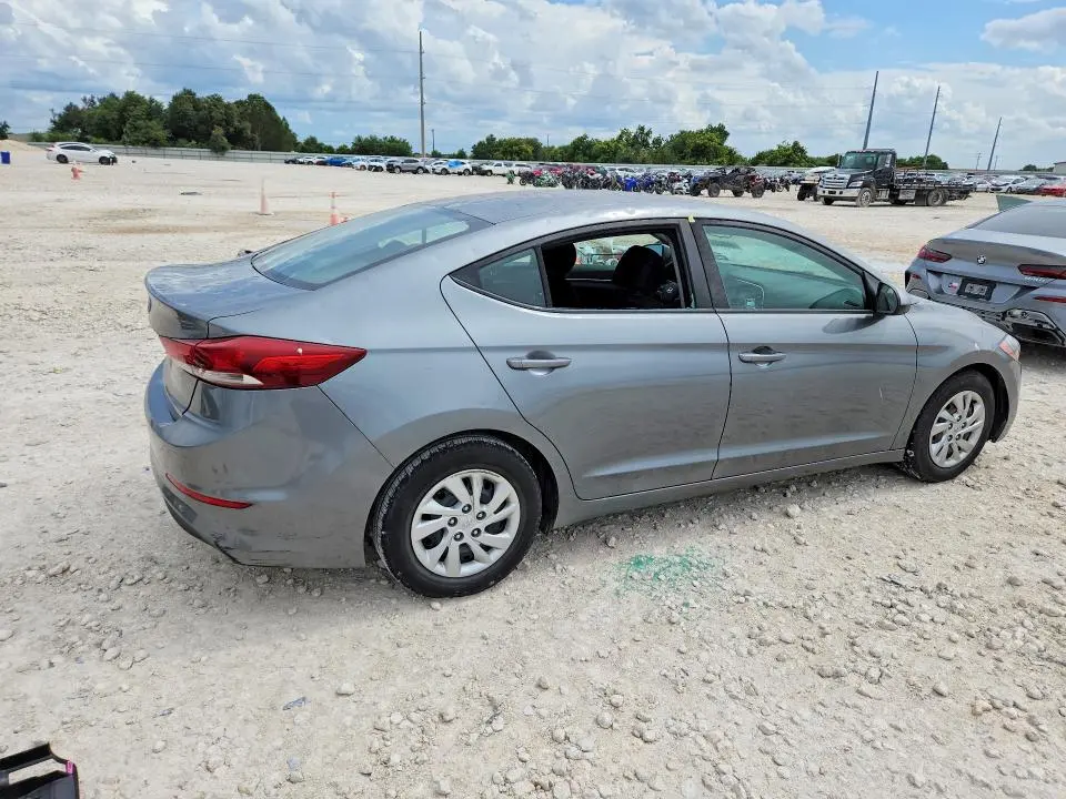 2018 HYUNDAI ELANTRA SE  