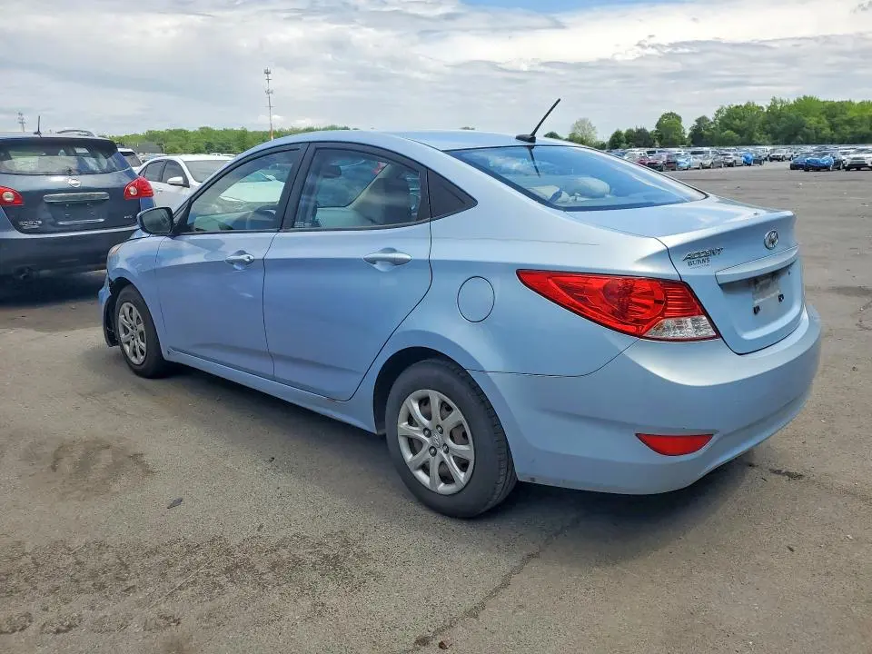 2013 HYUNDAI ACCENT GLS  