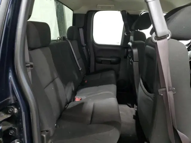 2011 CHEVROLET SILVERADO C1500 LT  