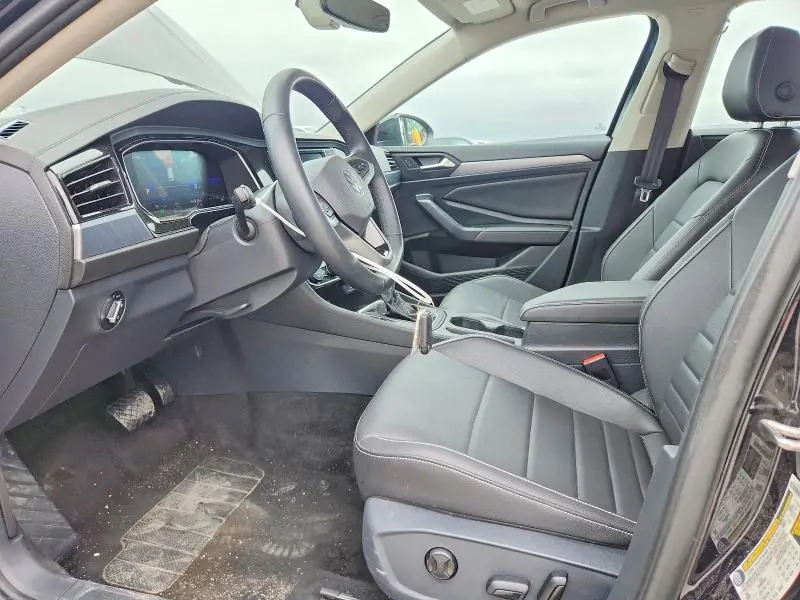 2024 VOLKSWAGEN JETTA SE  