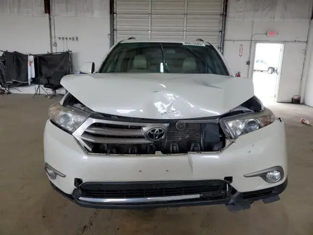2013 TOYOTA HIGHLANDER BASE