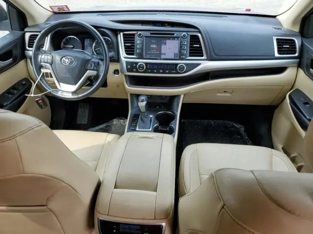 2015 TOYOTA HIGHLANDER XLE  