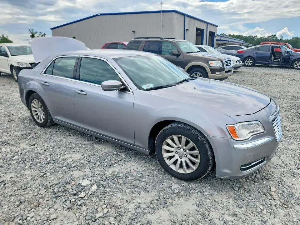 2013 CHRYSLER 300   