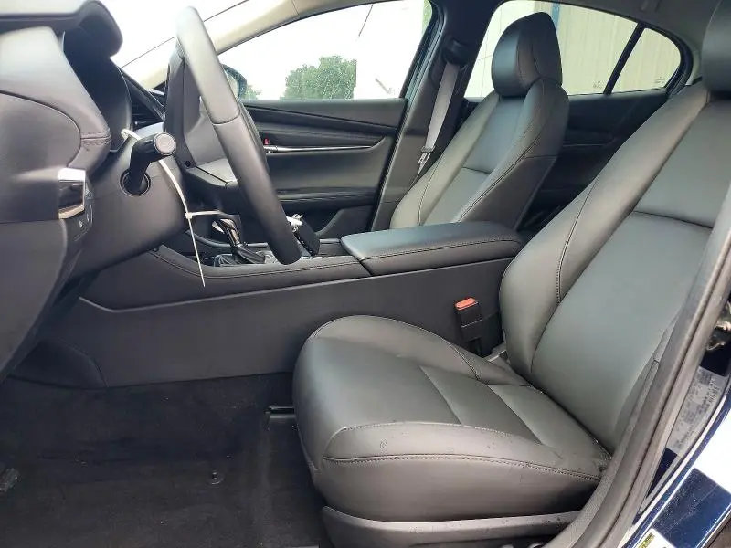 2024 MAZDA 3 PREFERRED  