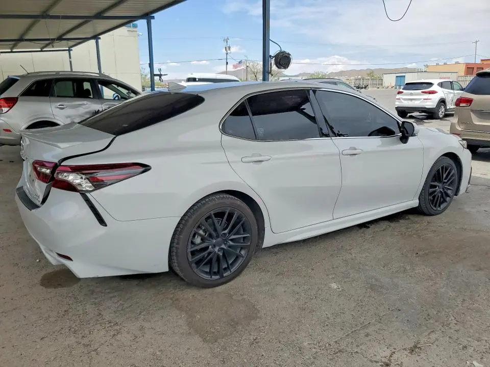 2022 TOYOTA CAMRY XSE  