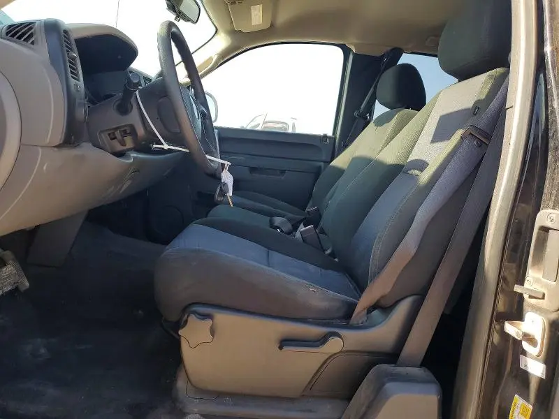 2010 CHEVROLET SILVERADO C1500 LS  