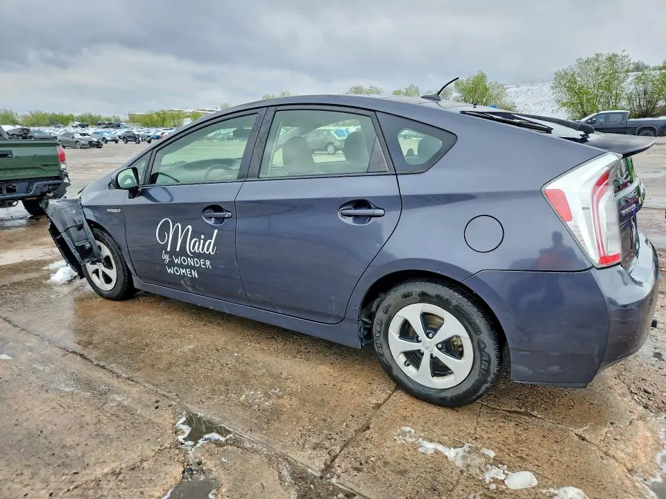 2012 TOYOTA PRIUS THREE  