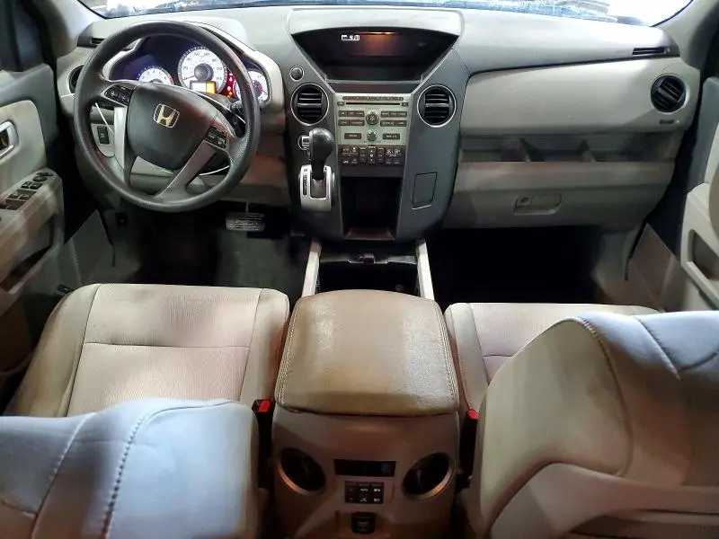 2011 HONDA PILOT EX  