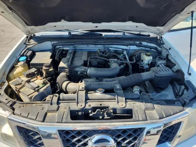 2015 NISSAN FRONTIER S  